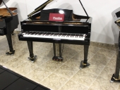 Piano Colin Negro Marca Propia 146cm.